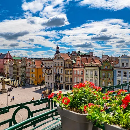 Stary Rynek 75 By View-apartments * Poznan